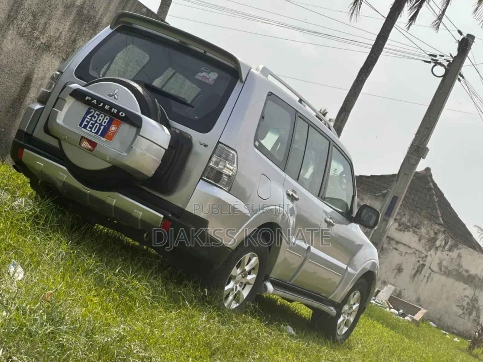 Mitsubishi Pajero 2011 Argenté