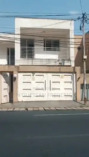 6chbre Duplex dans Marcory à Louer