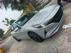 Hyundai Elantra 2023 Turquoise