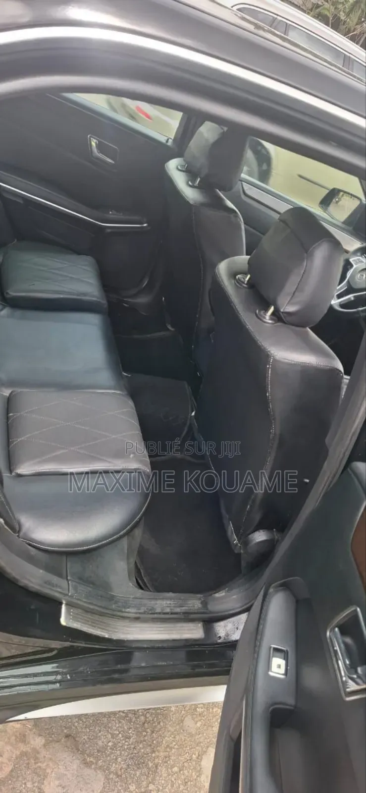 Mercedes-Benz E200 2011 Noir