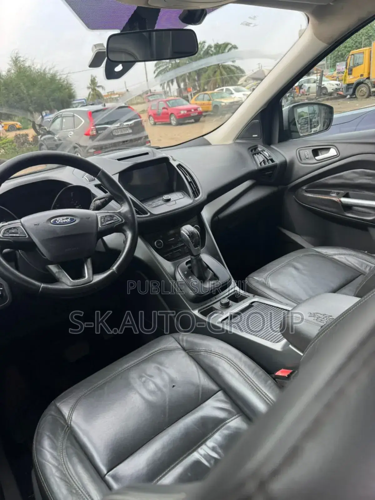 Ford Escape SE 4x4 2018 Gris