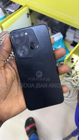 Nouveau Motorola PRO 8 GB Noir