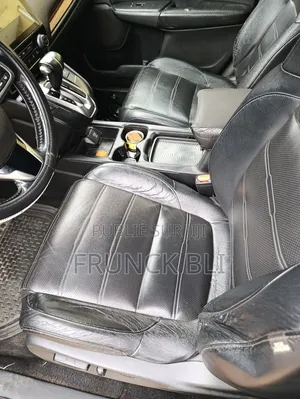 Honda CR-V Touring 4dr SUV (1.5L 4cyl CVT) 2017 Rouge