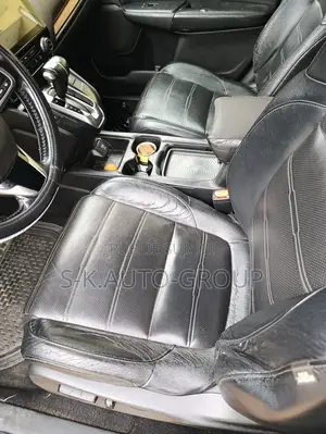 Honda CR-V Touring 4dr SUV (1.5L 4cyl CVT) 2017 Rouge