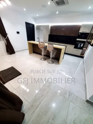 5chbre Duplex dans G.F.J Immobilier, Cocody à Vendre