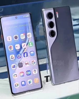 Nouveau Tecno Camon 40 128 GB Autre