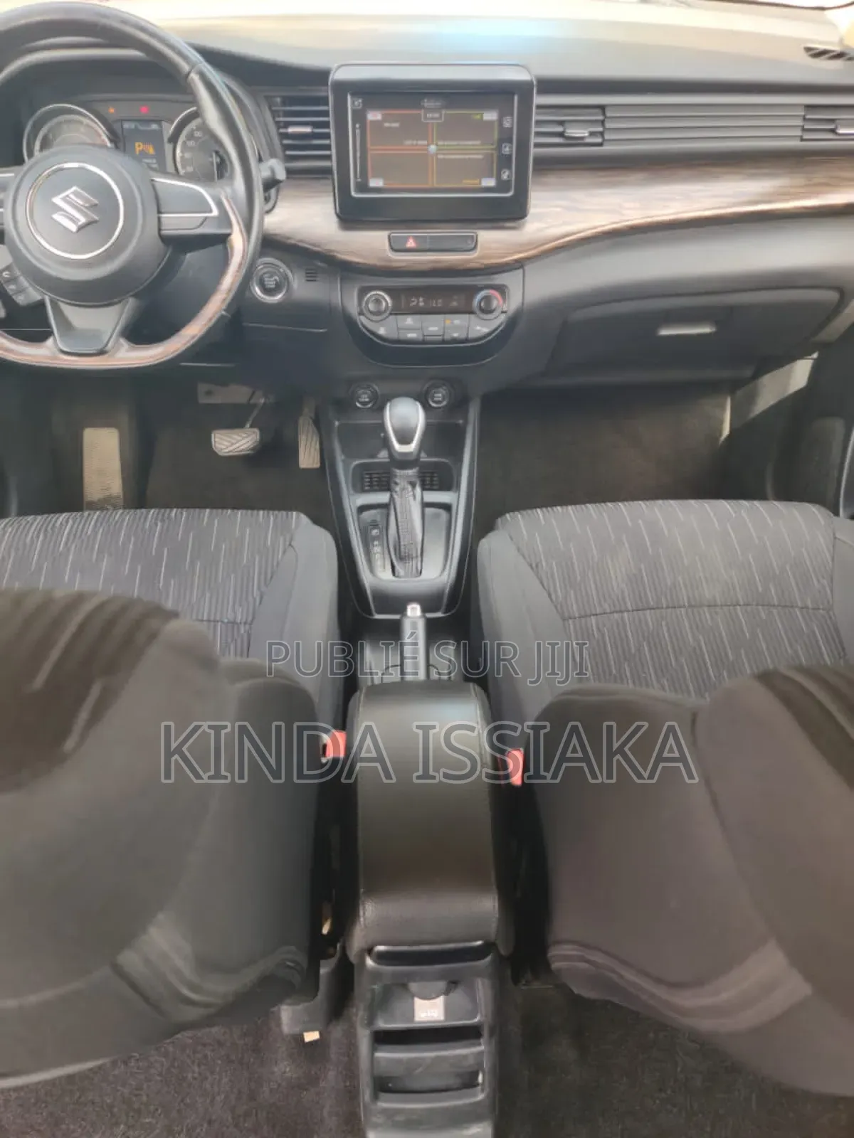 Suzuki Ertiga 2022 Gris