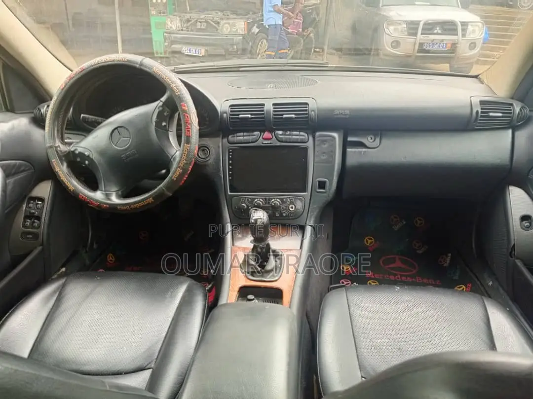 Mercedes-Benz C180 2000 Vert