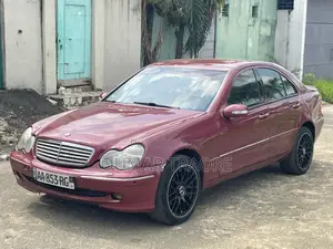Mercedes-Benz C200 2004 Bordeaux