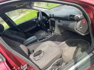 Mercedes-Benz C200 2004 Bordeaux