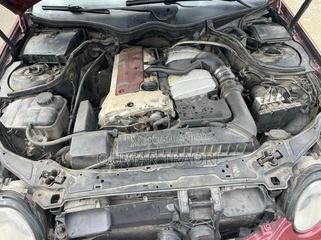 Mercedes-Benz C200 2004 Bordeaux