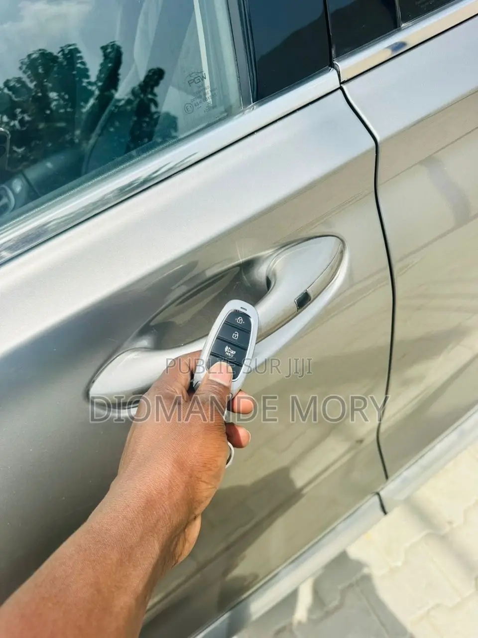 Hyundai Santa Fe SE (4 styles) 2022 Gris