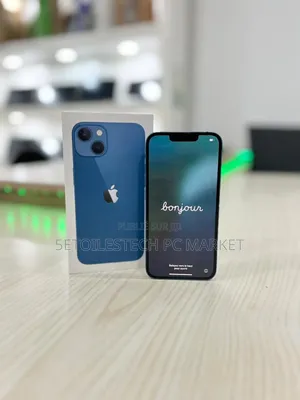 Nouveau Apple iPhone 13 128 GB Blanc