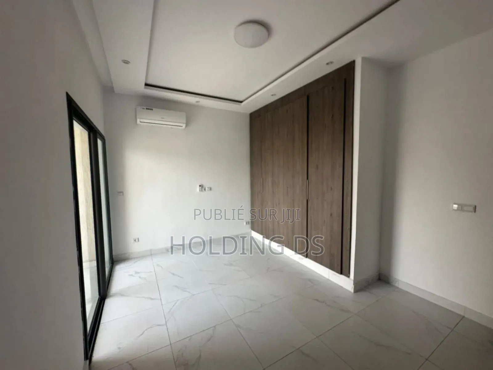 Furnished 4chbre Duplex dans Location Immobilière, Cocody à Louer