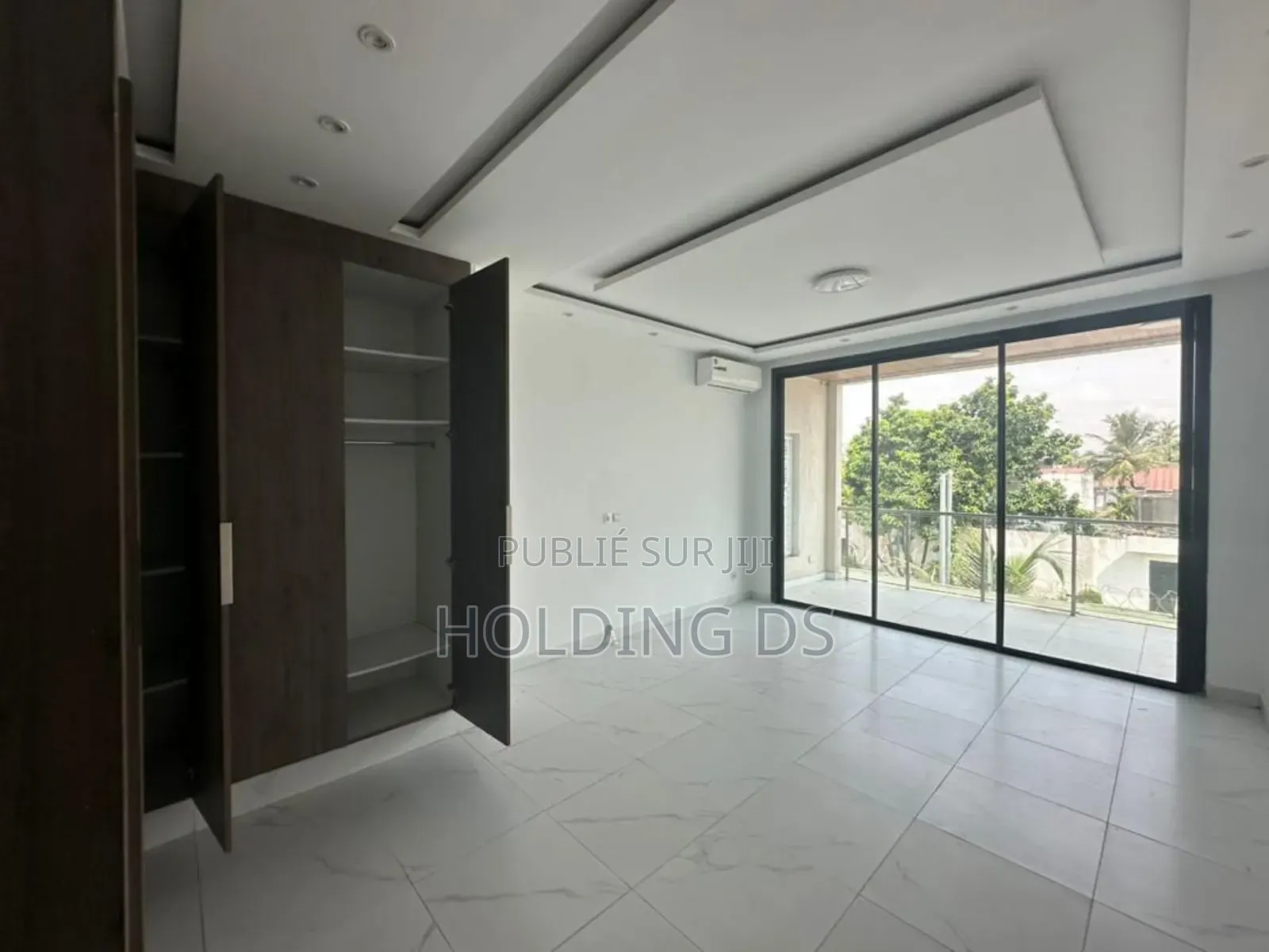 Furnished 4chbre Duplex dans Location Immobilière, Cocody à Louer