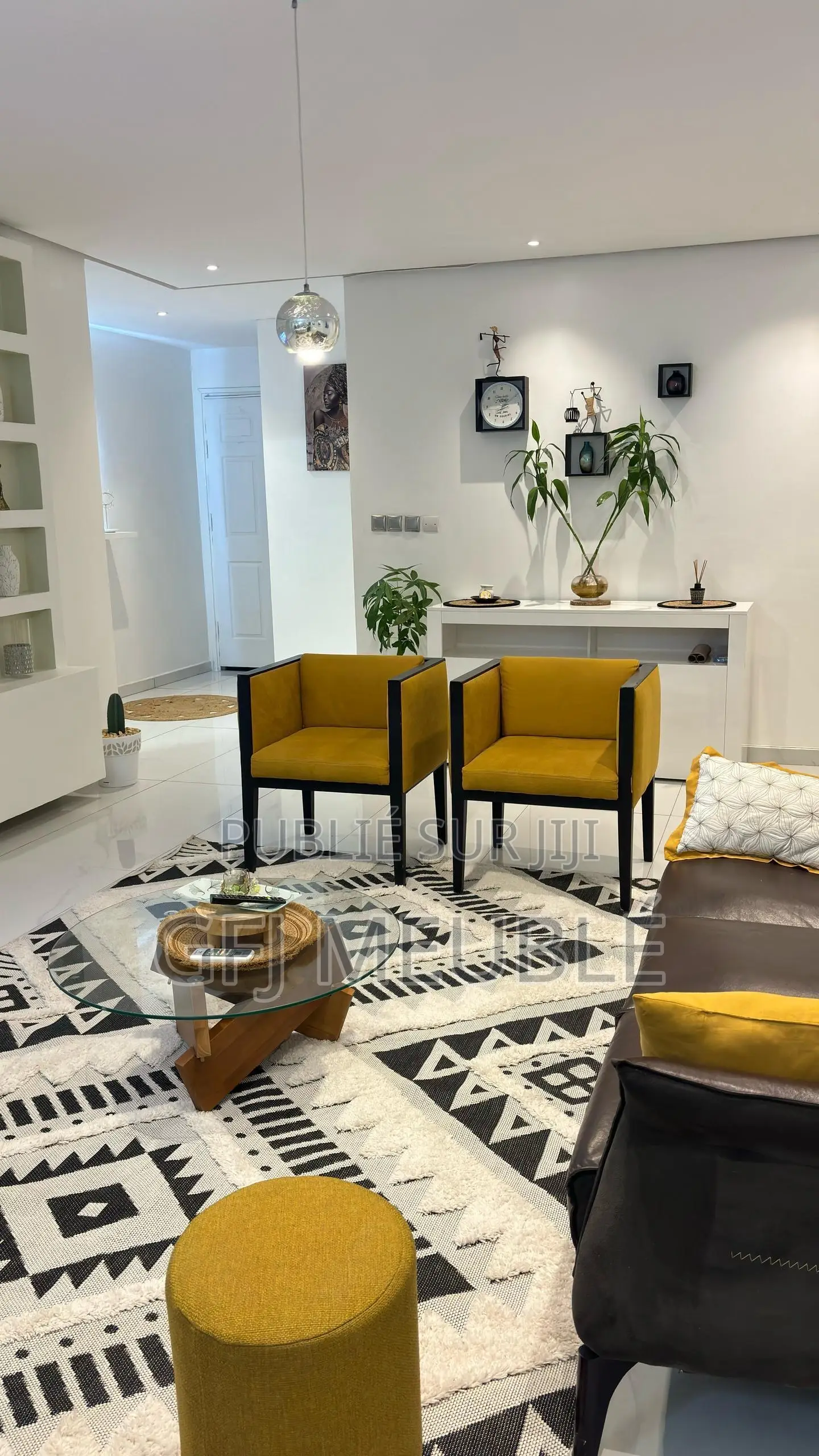 Furnished 3chbre Appartement dans G.F.J Meublé, Cocody à Louer