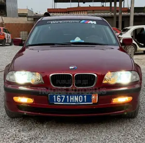 BMW 318i 2001 Rouge