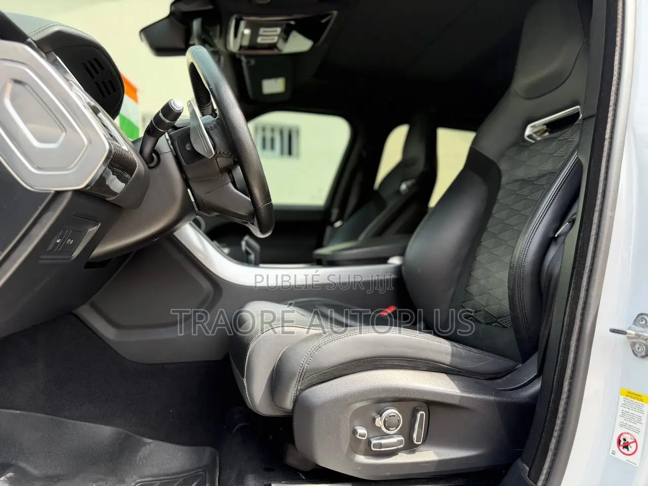 Rover Land 2023 Blanc