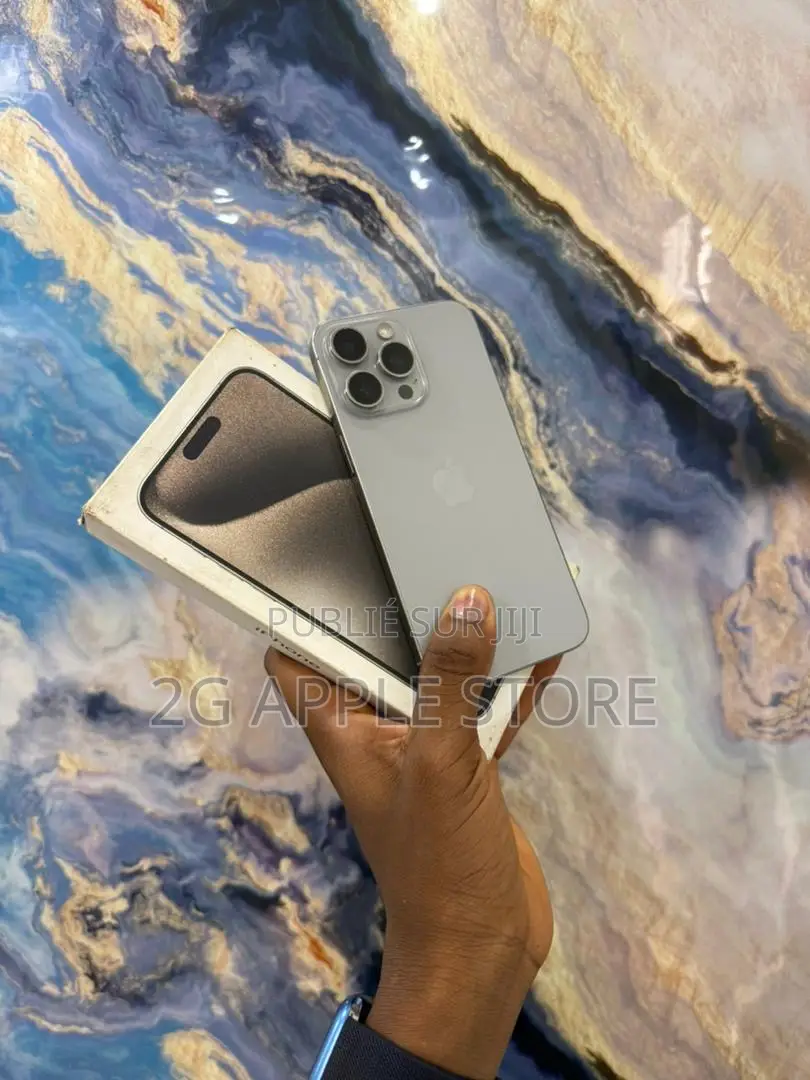 Nouveau Apple iPhone 15 Pro Max 256 GB Gris