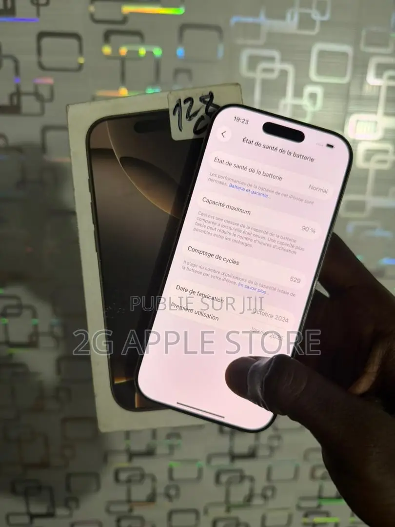 Nouveau Apple iPhone 16 Pro 128 GB Doré