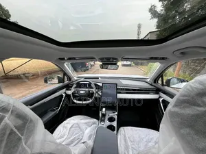 Nouveau Geely EX5 2025 Gris