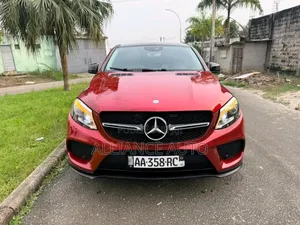 Mercedes-Benz GLE-Class 2018 Rouge