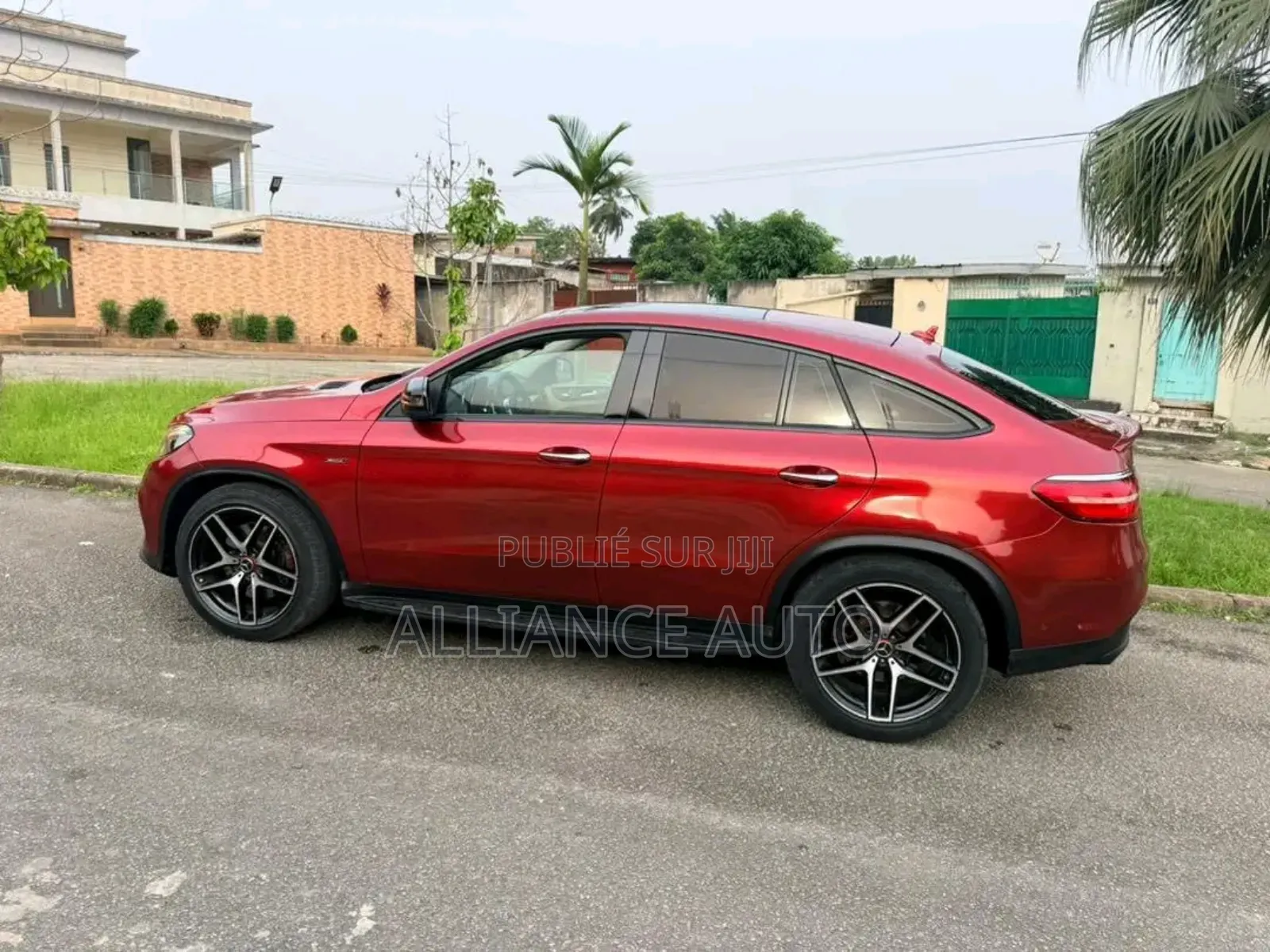 Mercedes-Benz GLE-Class 2018 Rouge