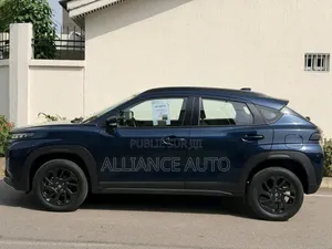 Suzuki Fronx 2025 Bleu