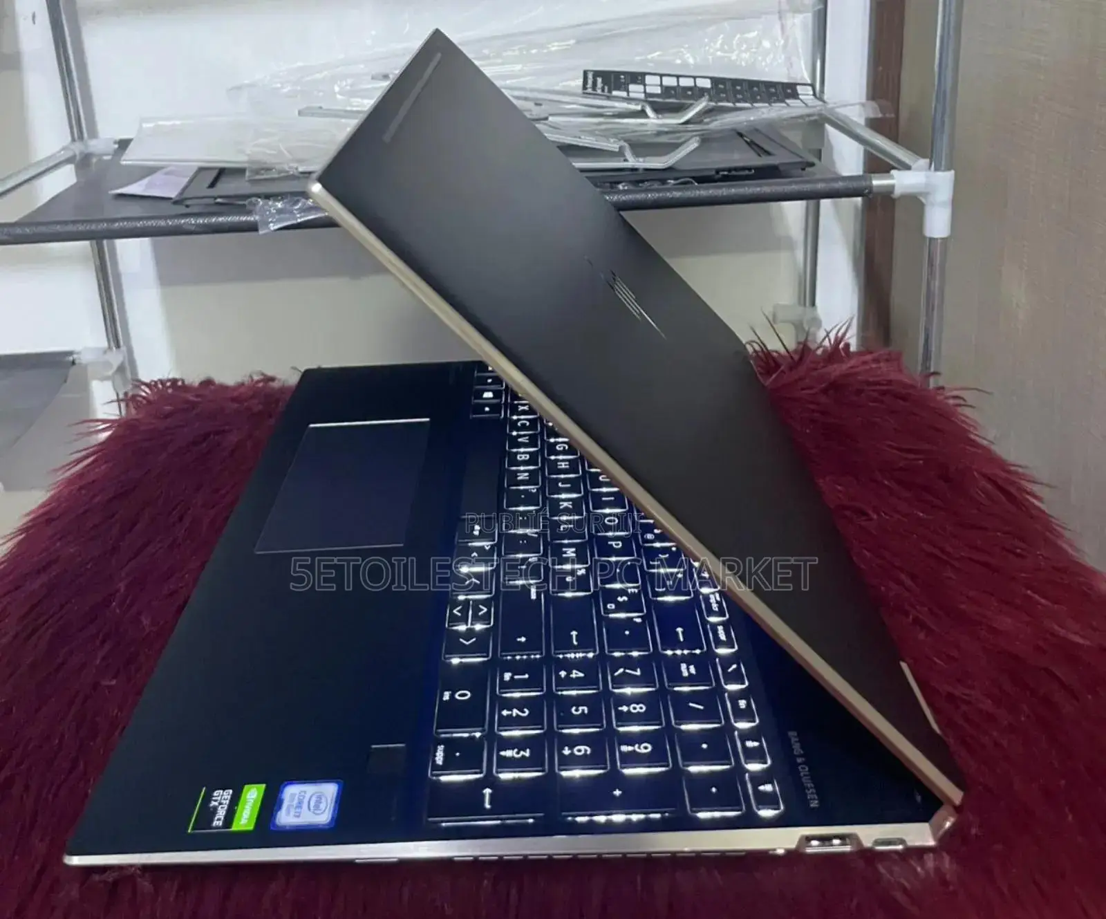 Nouveau HP Spectre X360 15 8GB Intel Core i7 SSD 512GB