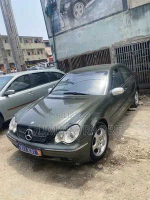 Mercedes-Benz C180 2000 Vert