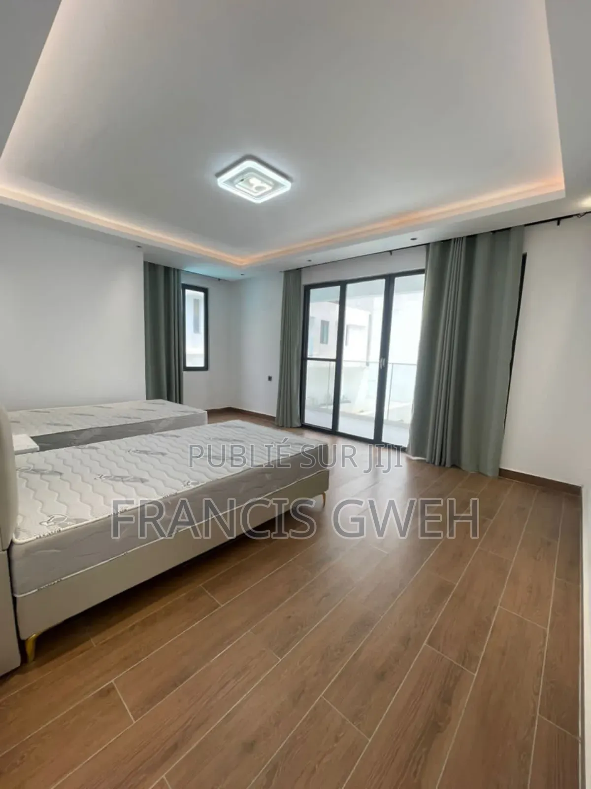 7chbre Duplex dans Francis Gweh, Cocody à Louer