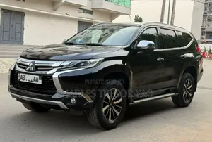 Mitsubishi Pajero 2017 Noir