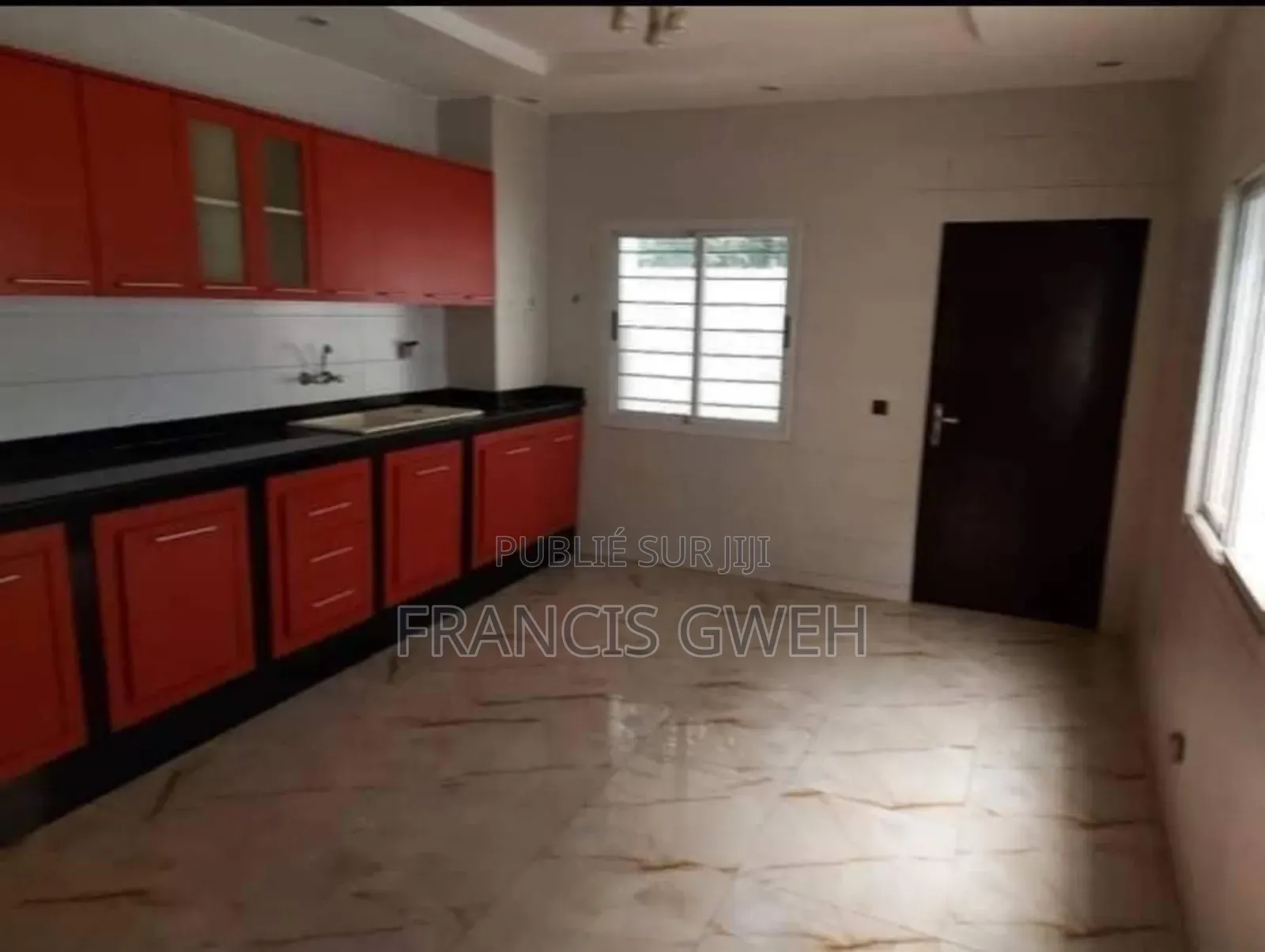 7chbre Duplex dans Francis Gweh, Cocody à Louer