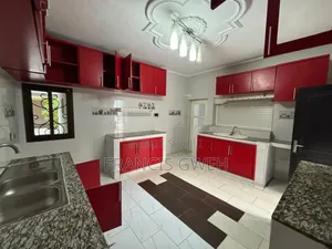 7chbre Duplex dans Francis Gweh, Cocody à Louer