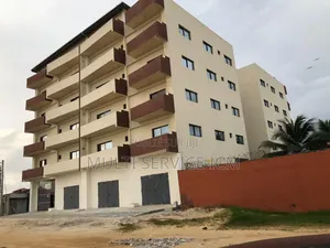 Furnished 3chbre Appartement dans Ismaël Coulibaly, Grand-Bassam