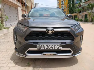 Toyota RAV4 2020 Noir