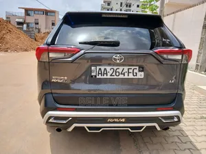 Toyota RAV4 2020 Noir