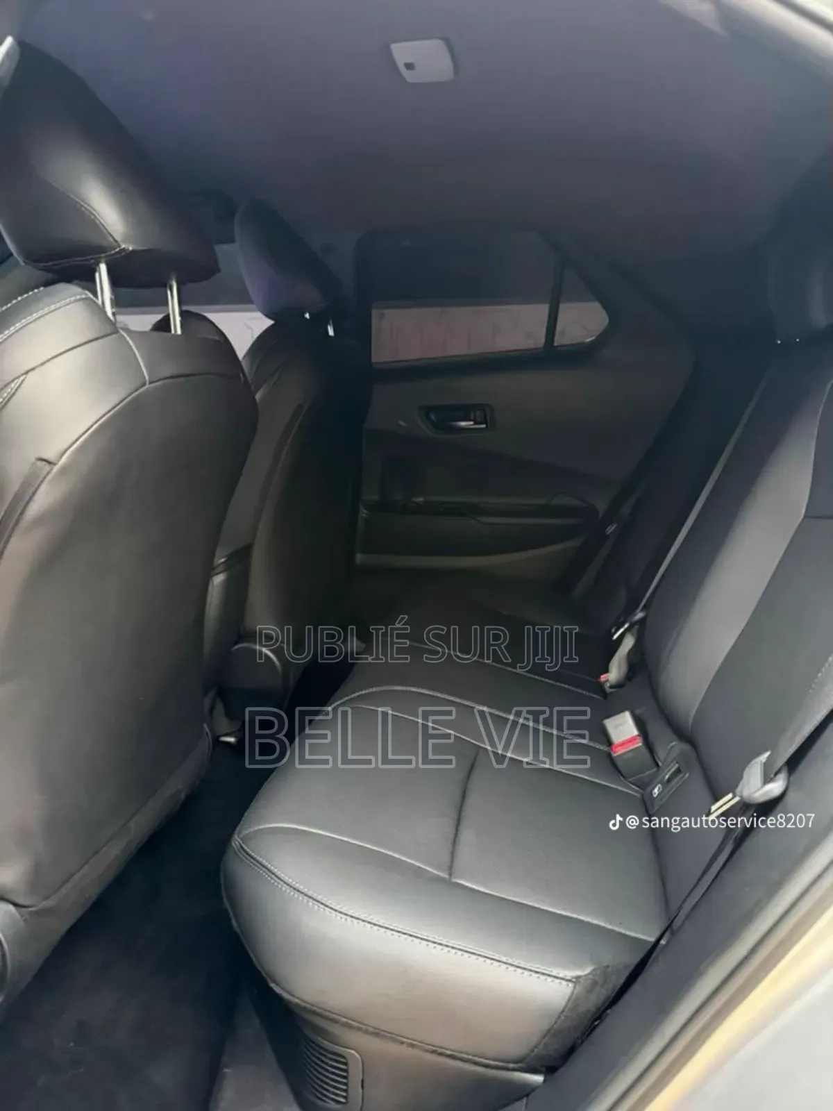 Toyota Corolla Hybrid LE 2025 Beige