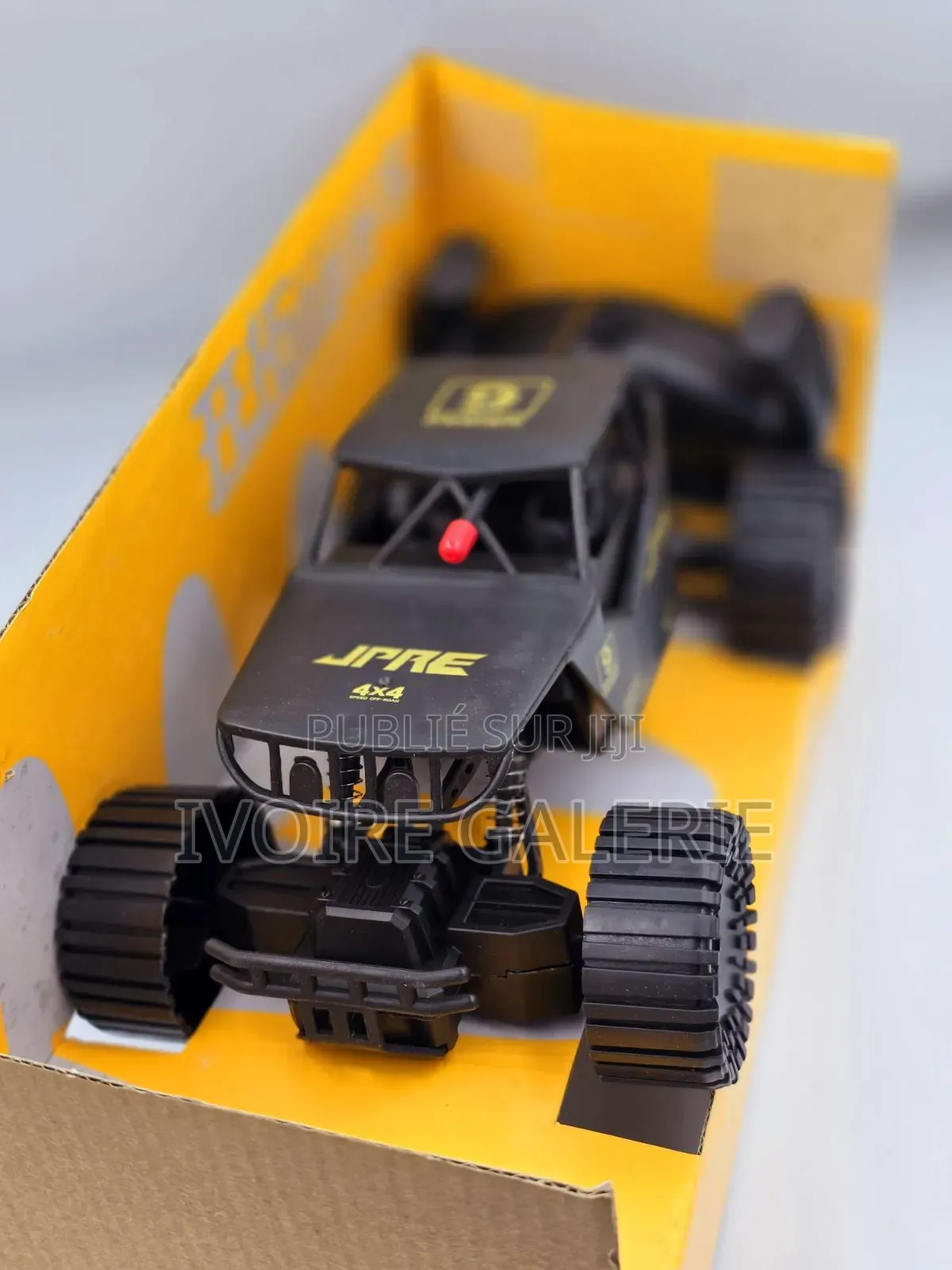 Voiture 4x4 Télécommande Rechargeable