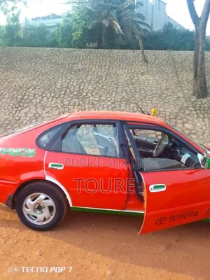 Toyota Corolla 2004 Rouge