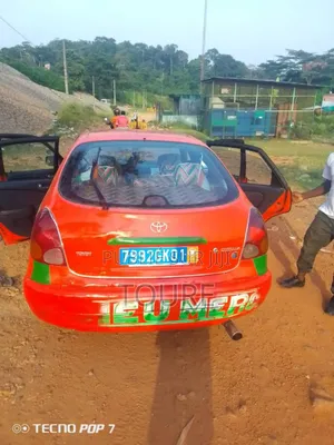 Toyota Corolla 2004 Rouge