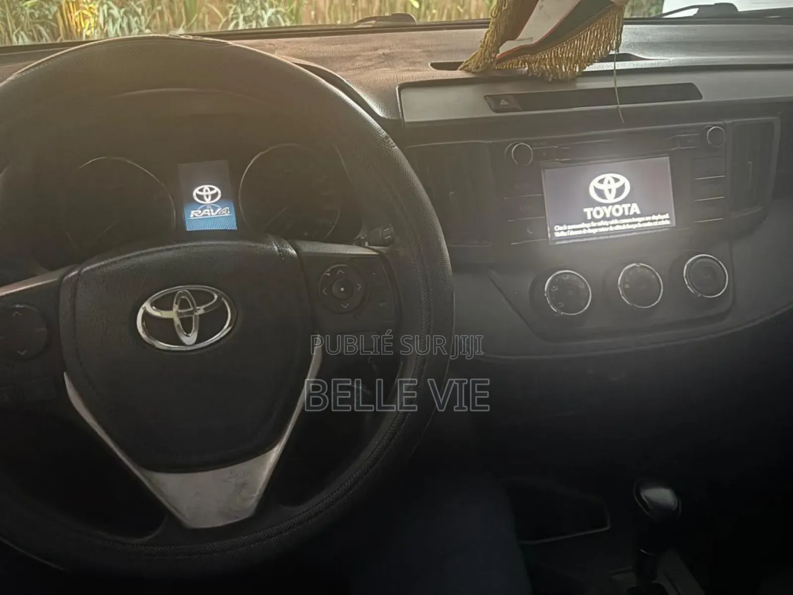 Toyota RAV4 Limited 4dr SUV (2.5L 4cyl 6A) 2018 Beige