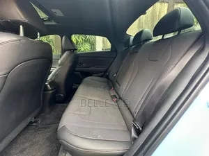 Hyundai Elantra Limited 2022 Bleu