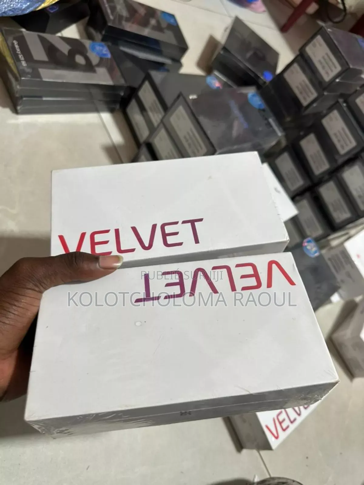 Nouveau LG Velvet 5G 128 GB Noir