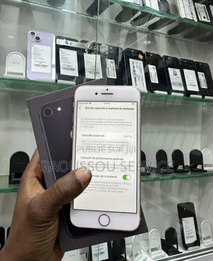 Nouveau Apple iPhone 7 32 GB Blanc