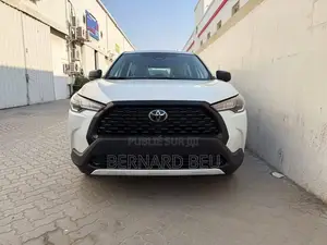 Toyota Corolla Nightshade 2024 Blanc
