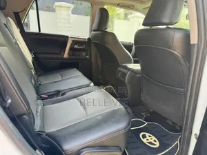 Toyota 4-Runner SR5 4x4 2018 Blanc