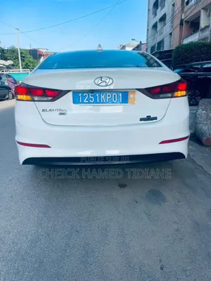 Hyundai Elantra 2018 Blanc