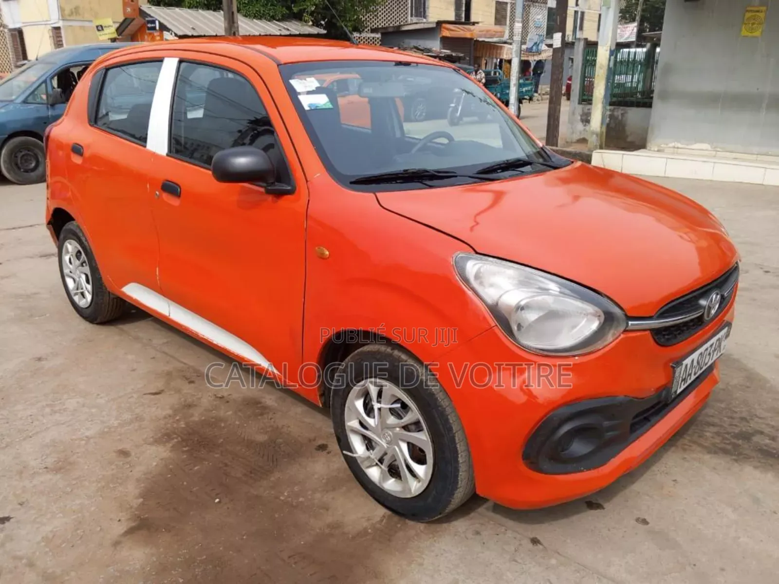 Toyota Vitz 2020 Orange