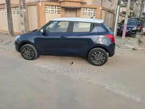 Suzuki Swift 2023 Bleu
